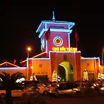 Khách Sạn Platinum